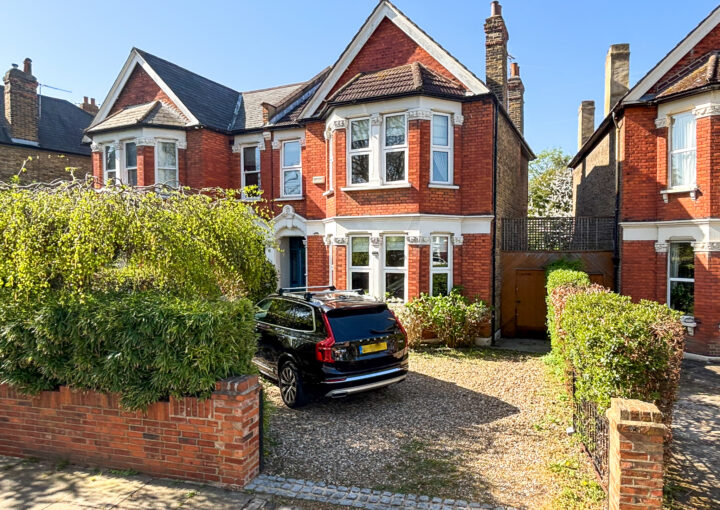 Thornsbeach Road, Catford, SE6