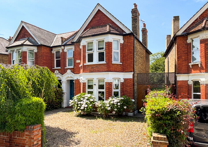 Thornsbeach Road, Catford, SE6