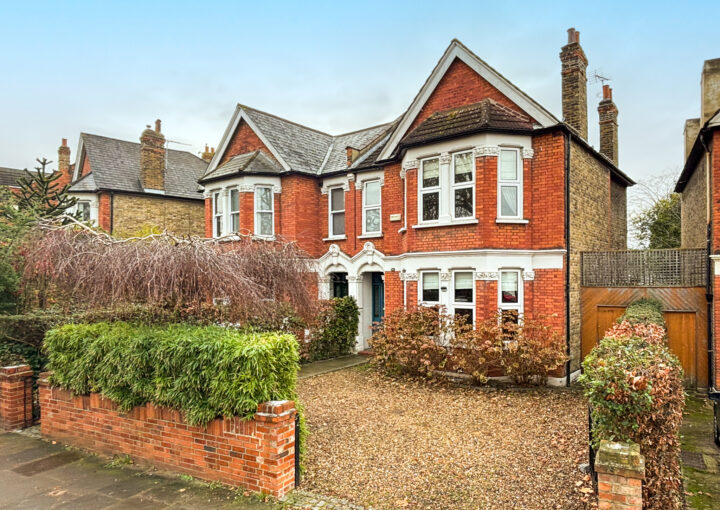 Thornsbeach Road, Catford, SE6